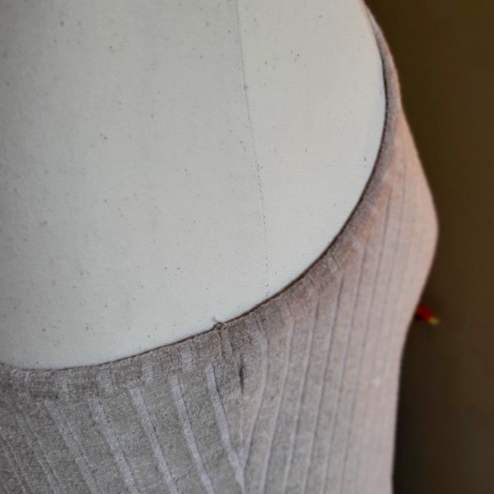 Forever 21 Cropped Racer Back Ribbed Sweater - Picture 6 of 8